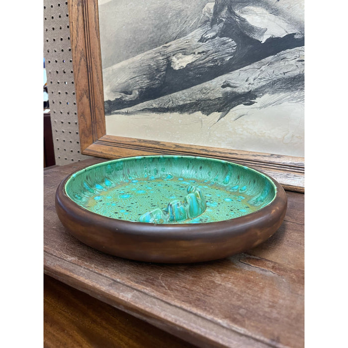 Vintage Mid Century Modern Large Ash Tray Dish With Beautiful Glazed Interior.