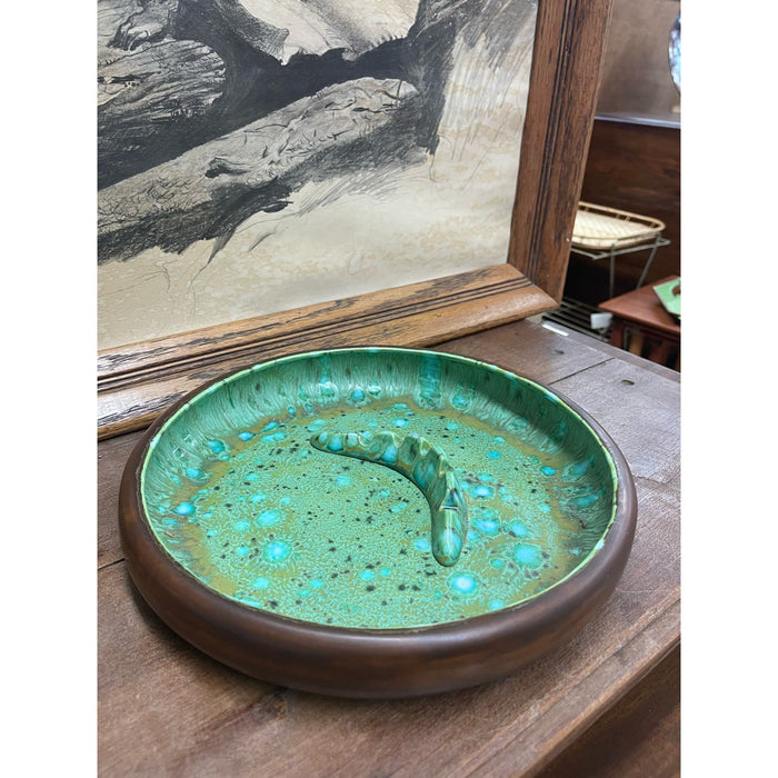 Vintage Mid Century Modern Large Ash Tray Dish With Beautiful Glazed Interior.