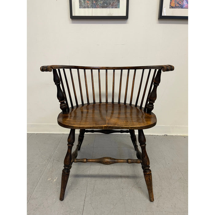 Vintage Colonial Style Pub Chair
