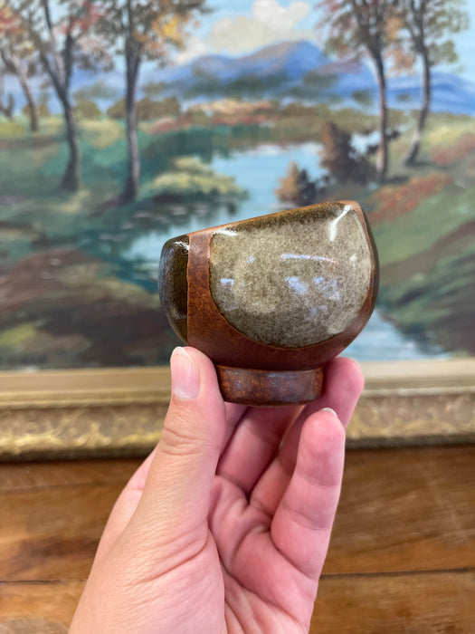 Vintage Mid Century Modern Studio Pottery Bowl with Earth Tone Glaze