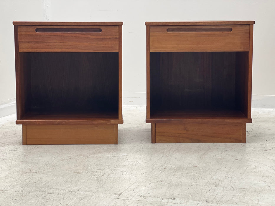 Vintage Danish Modern accent End Tables by Jesper