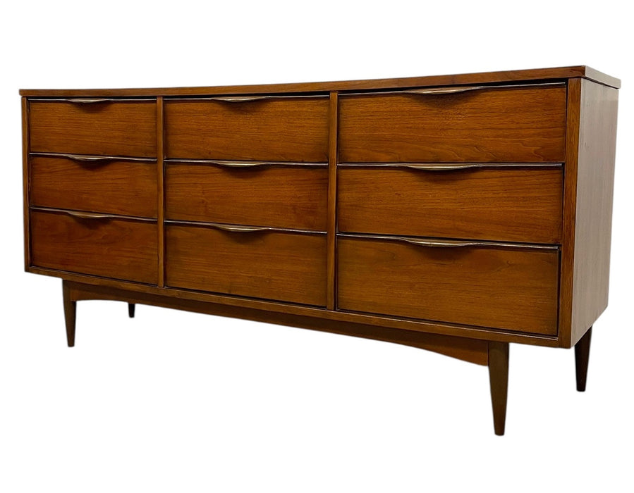 Vintage Mid-Century Modern 9-Drawer Lowboy Dresser with Sculpted Drawer Pulls, Walnut Toned Finish