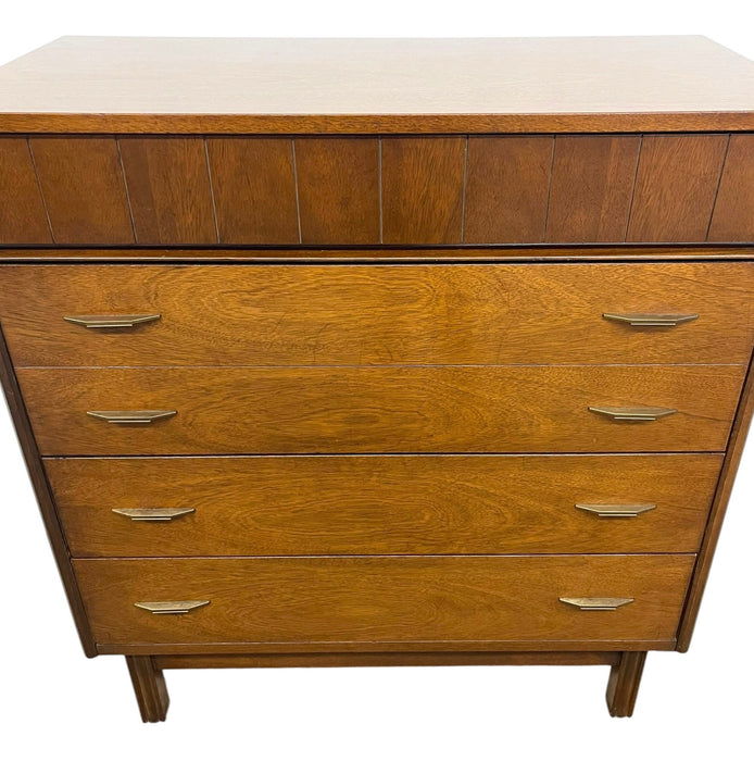 Mid Century Modern Bassett Furniture 4 Drawer Dresser with Dovetail Construction and Brass-Toned Pulls