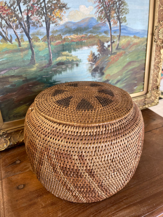 Vintage Handwoven Southeast Asian Rattan Lidded Basket with Saburst and Diamond Weave pattern