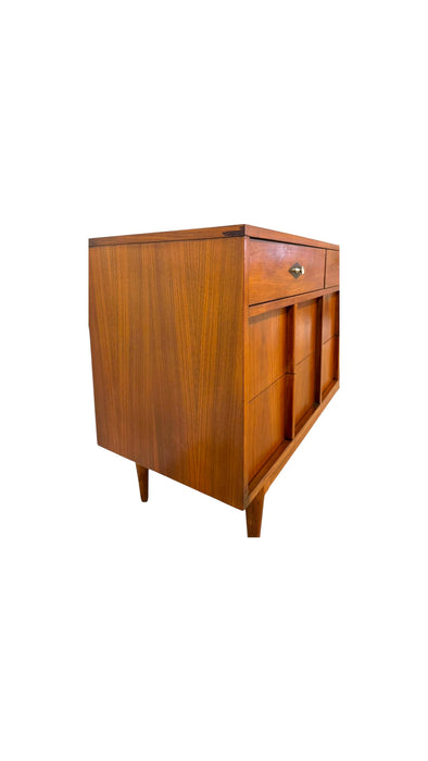 Vintage Mid-Century Modern 9 Drawer Dresser With Diamond Parquet Accent Inlay and Dovetailed Drawers