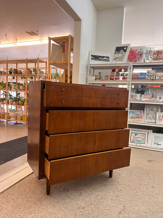 Vintage Mid Century Modern 4 Drawer Dresser Dovetailed Drawers