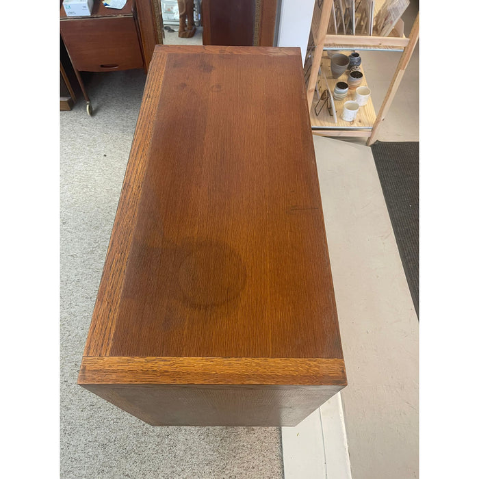 Vintage Mid Century Modern Custom Made Oak Dresser With Burl Accent.