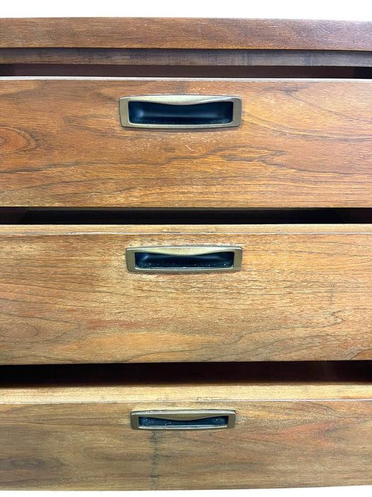 Mid Century Modern 6 Drawer Dresser with Sculpted Base and Brass-Toned Pulls.