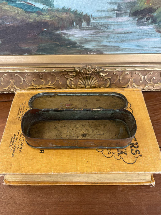 19th Century Possibly Dutch Brass and Copper Toned Snuff Box with Figural Tavern Scene and "T is Niet Anders" Inscription.