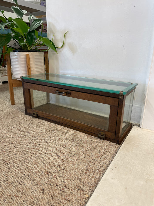Antique Alfred Noack Oak and Glass Countertop Display Case with Brass Hardware, Oakland California Maker