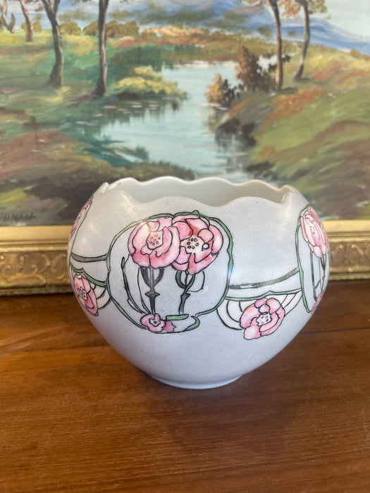 Antique Art Nouveau Hand-Painted Porcelain Bowl with Scalloped Rim and Stylized Pink Floral Decoration