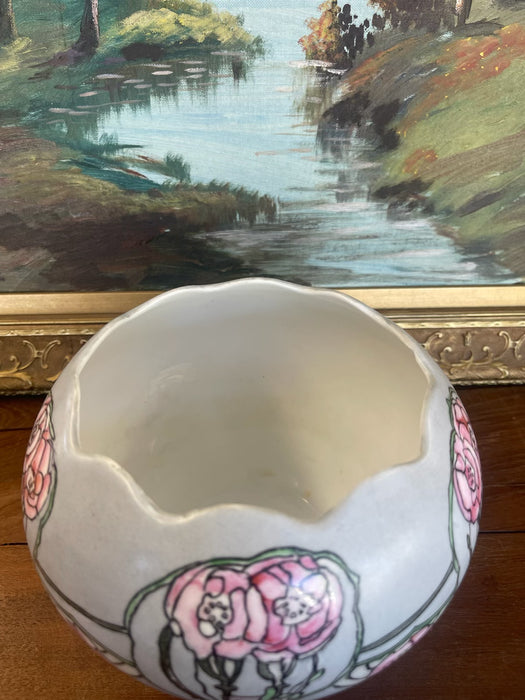 Antique Art Nouveau Hand-Painted Porcelain Bowl with Scalloped Rim and Stylized Pink Floral Decoration
