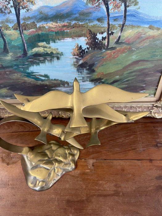 Vintage Mid-Century Modern Brass Toned Seagull Sculpture on Rocky Base