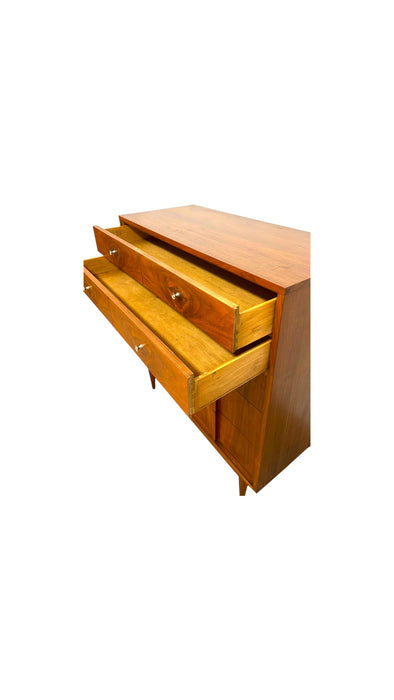 Vintage Mid-Century Modern 5 Drawer Dresser With Diamond Parquet Accent Inlay and Dovetailed Drawers