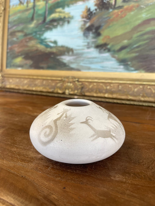 Vintage Hozoni Pottery Native American Indian Ceramic Vase with Kokopelli and Animal Motifs