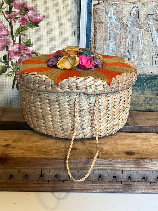 Woven Basket Decor Round Storage Container. (Available online purchase only)