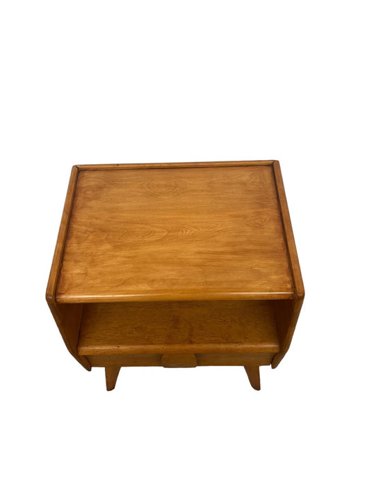 Vintage Mid Century Solid Maple End Table by Heywood Wakefield