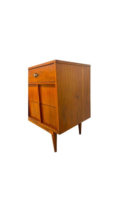 Vintage Mid-Century Modern 9 Drawer Dresser With Diamond Parquet Accent Inlay and Dovetailed Drawers