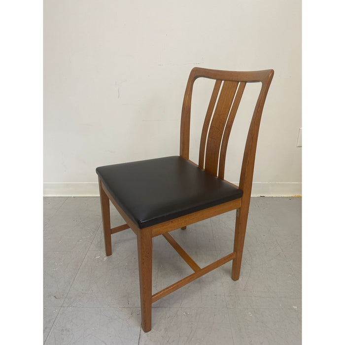 Vintage Mid Century Modern Pair of Dining Chairs