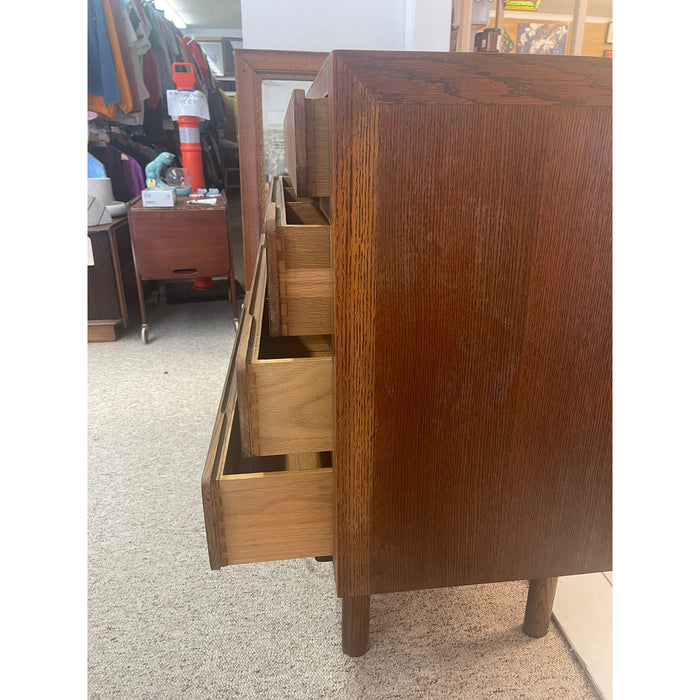 Vintage Mid Century Modern Custom Made Oak Dresser With Burl Accent.