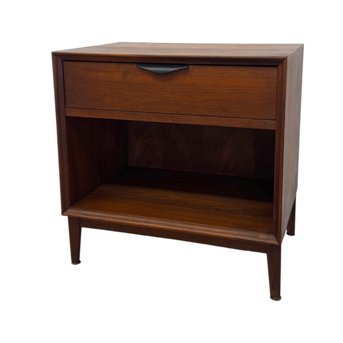 Merton Gershun for Dillingham Esprit Walnut Nightstand – Mid-Century Modern Side Table with Open Shelf
