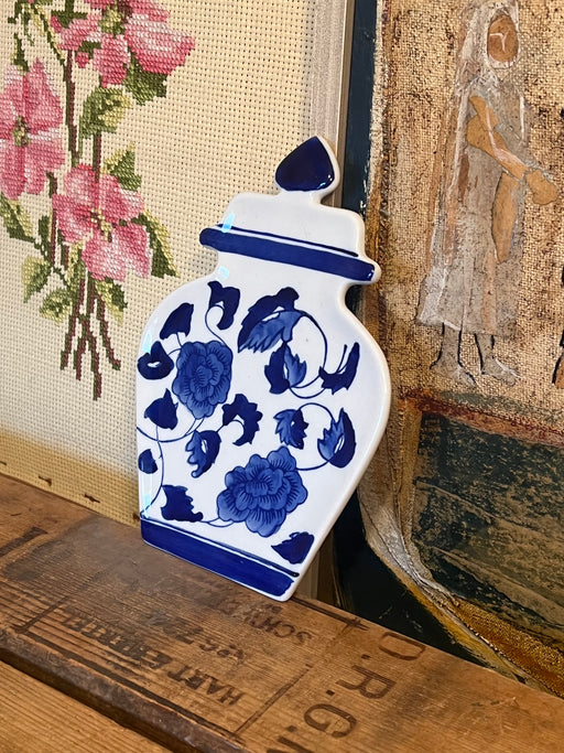 CHINOISERIE Decorative Trivet or Tray Vintage style. (online purchase only)