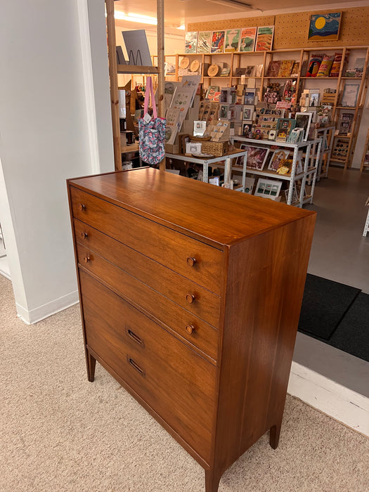 Vintage Walnut Mid-Century Modern Five Drawers Dresser Cabinet by United