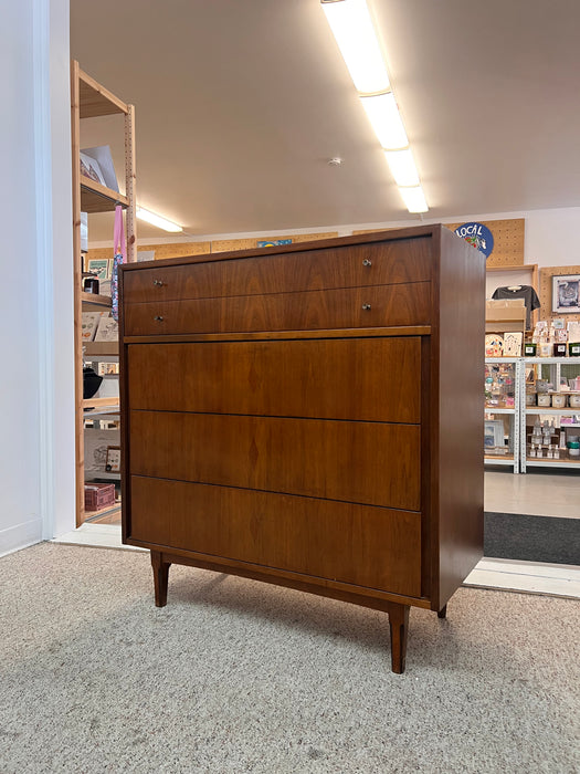 Vintage Mid Century Modern 4 Drawer Dresser Dovetailed Drawers