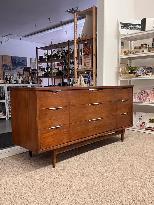 Vintage Mid Century Modern Solid Walnut 9-Drawer Dresser Dovetailed Drawers by Kent Coffey