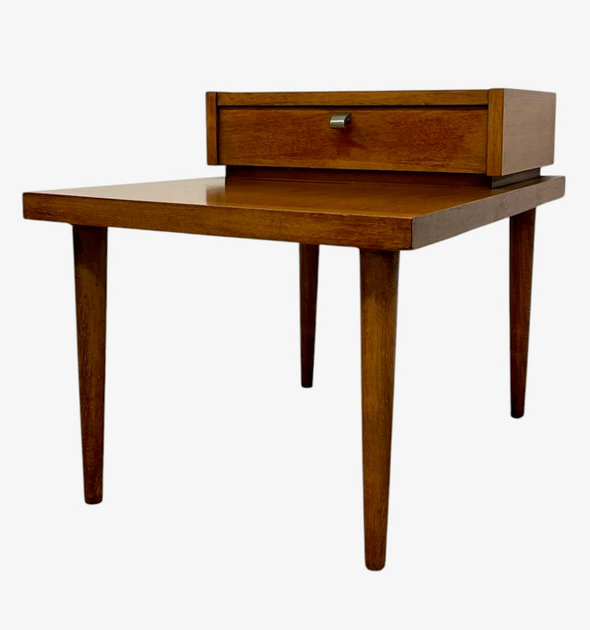 Vintage Mid Century Modern Nightstand by American of Martinsville One
Drawer End Table