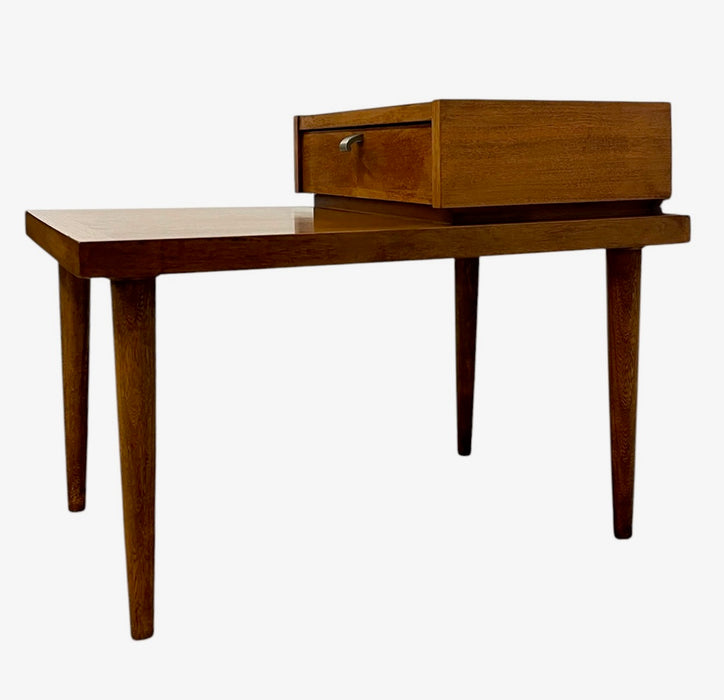Vintage Mid Century Modern Nightstand by American of Martinsville One
Drawer End Table