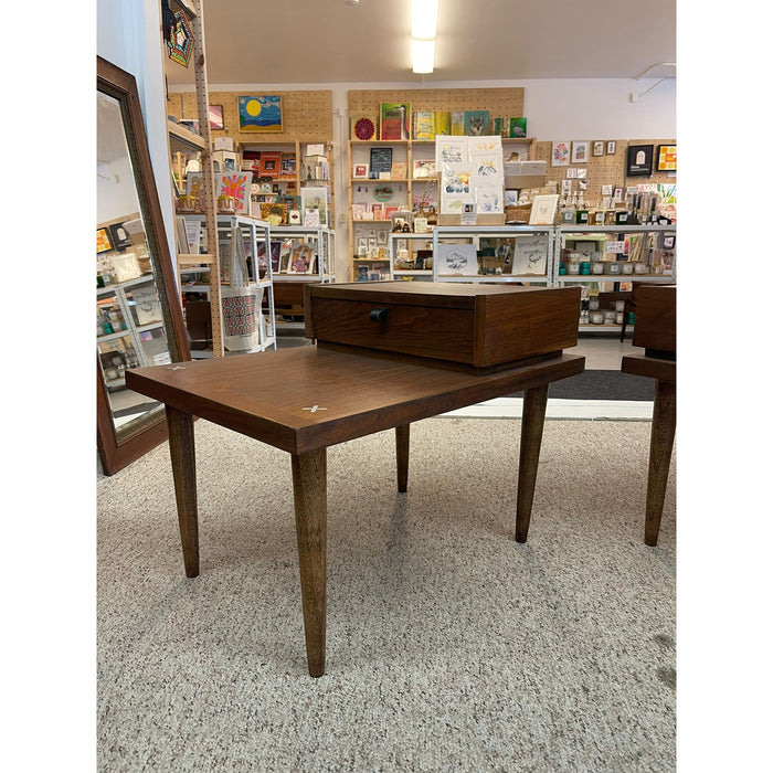 Vintage Mid Century Modern Pair of End Tables by American of Martinsville With Metal Inlay Accent.