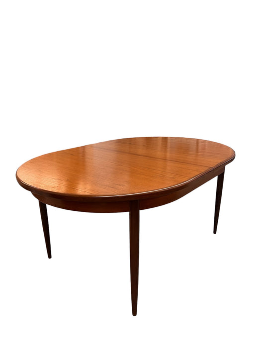 Vintage Mid Century Modern G-Plan Teak Oval Extending butterfly Dining Table 1970s Butterfly Leaf