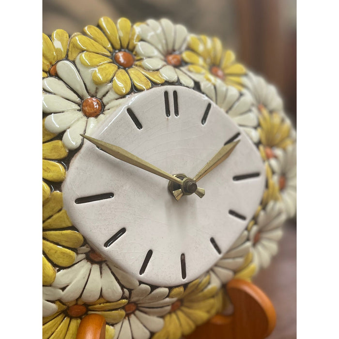 Vintage Ceramic Daisy Wall Clock Atlantic Mold.