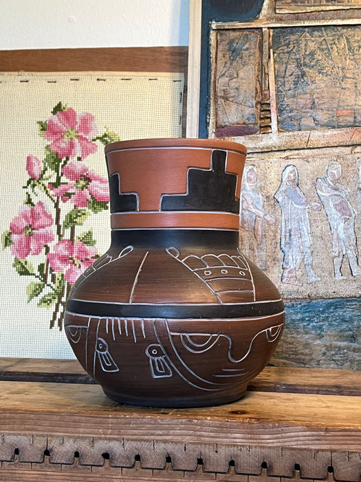 Vintage Leopoldo de Mexico Aztec Mayan Red Clay pottery folk art Vase ( Available by Online Purchase Only)