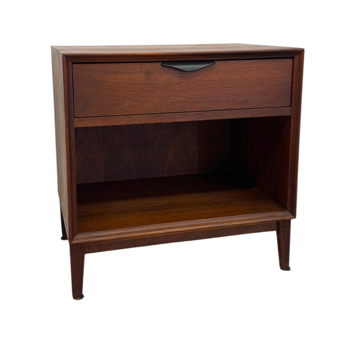 Merton Gershun for Dillingham Esprit Walnut Nightstand – Mid-Century Modern Side Table with Open Shelf