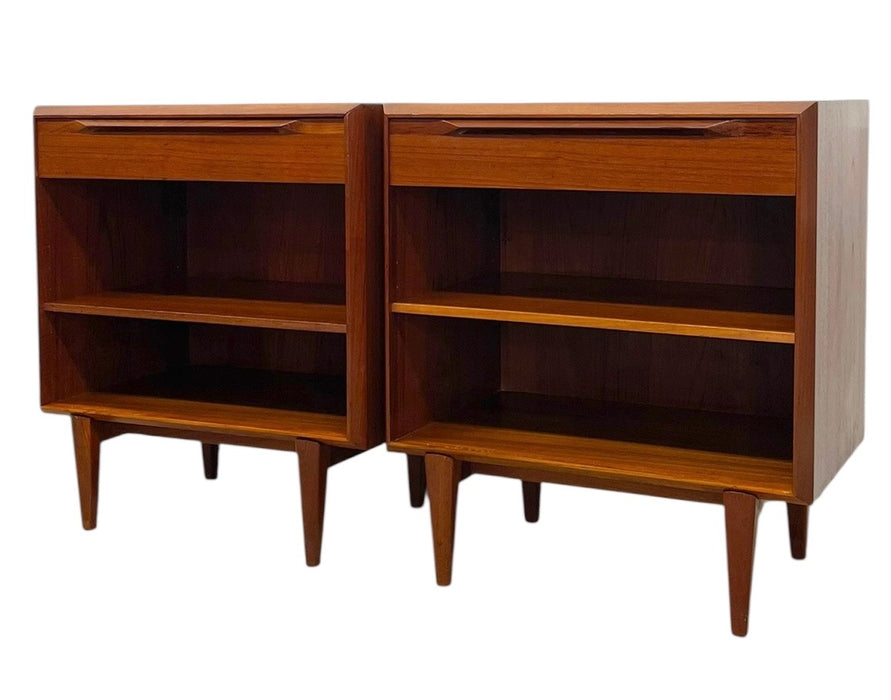 Vintage Danish Mid-Century Modern Teak Nightstands or Bedside Tables with Drawer and Adjustable Open Shelves - Pair