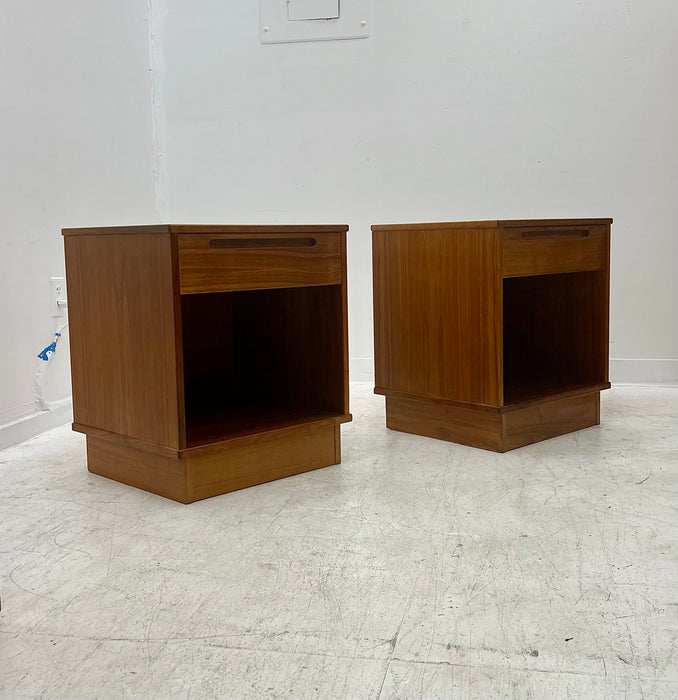 Vintage Danish Modern accent End Tables by Jesper