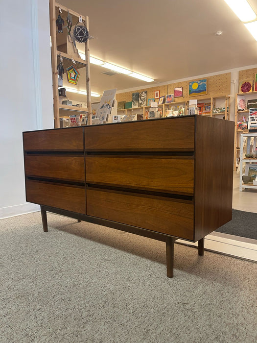 Vintage Mid Century Modern Low Six Drawer Dresser by Modernaire.