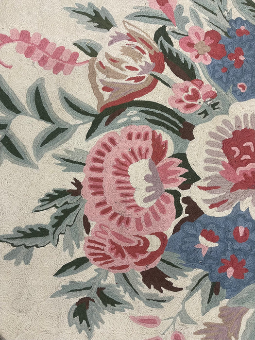 Handmade Wool Chain Stitch Floral Oval Rug in Pink and Blue, Made in India