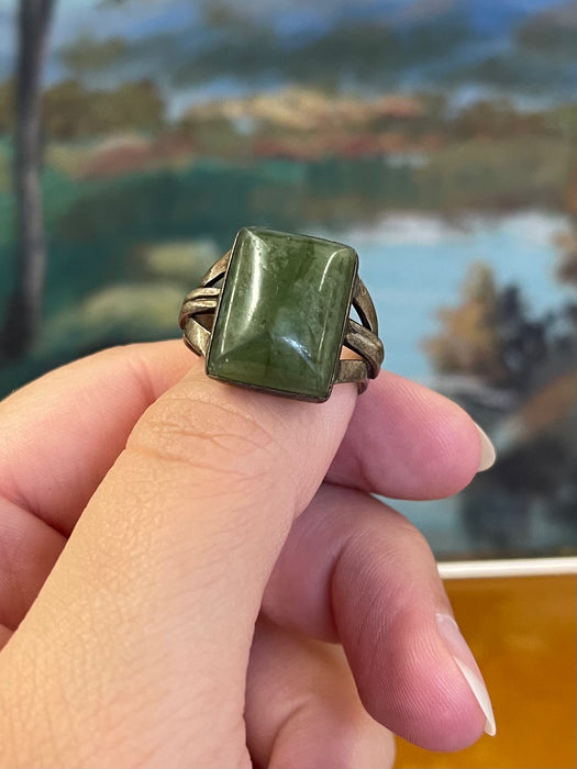 Vintage Green Stone Ring with Ornate Split-Shank Setting.