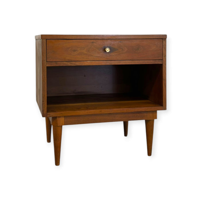 Vintage Mid-Century Modern Walnut Nightstand Dovetailed Drawers.
