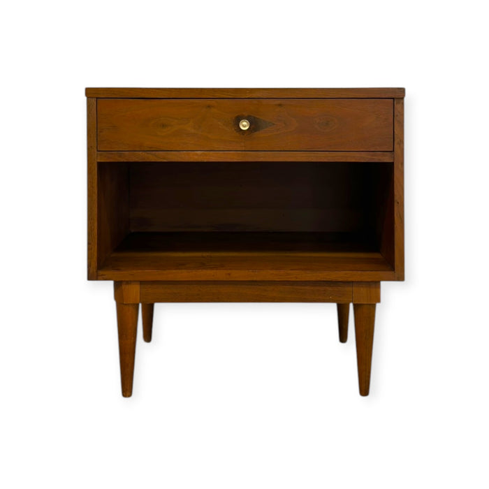Vintage Mid-Century Modern Walnut Nightstand Dovetailed Drawers.