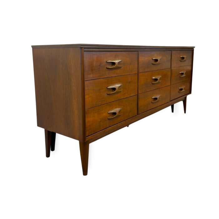 Vintage Mid Century Modern Bassett Furniture Walnut Triple Dresser Credenza.