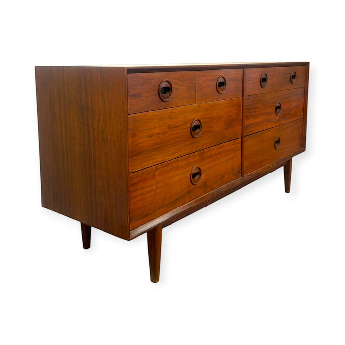 Vintage Mid Century Modern Style 8-Drawer Walnut Dresser Credenza.