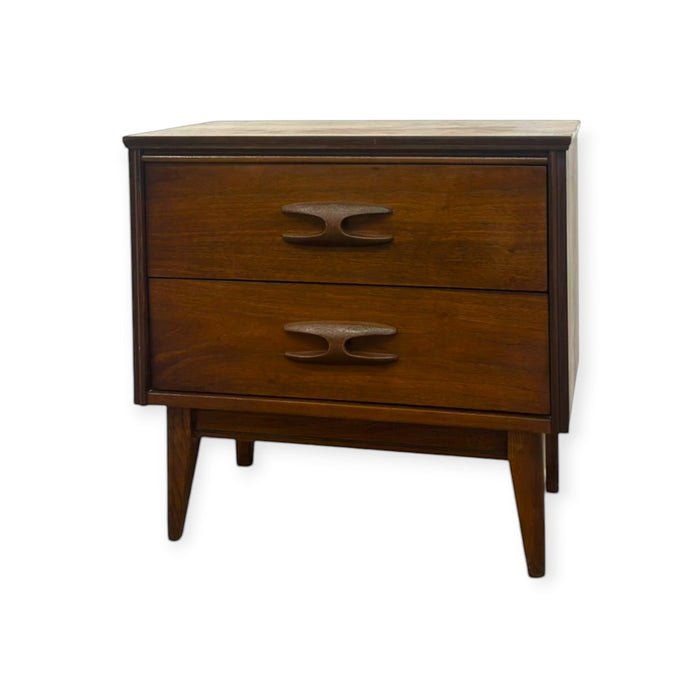 Vintage Mid Century Modern Walnut 2-Drawer Nightstand / End Table