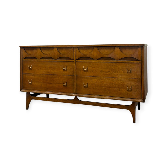 Vintage Mid Century Modern Broyhill Brasilia Walnut Bedroom Set – 6-Drawer Dresser & Highboy Chest