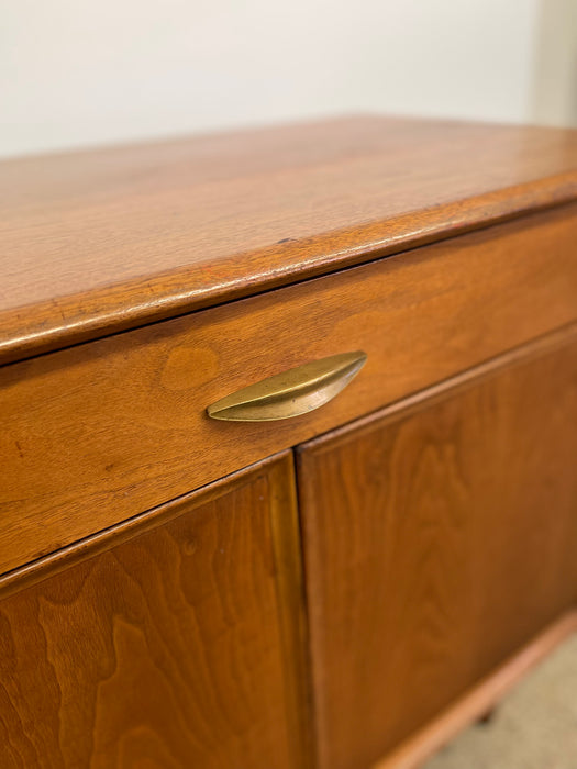 Vintage Mid-Century Modern Record Cabinet or Compact Credenza by Drexel Parallel, 1960s USA