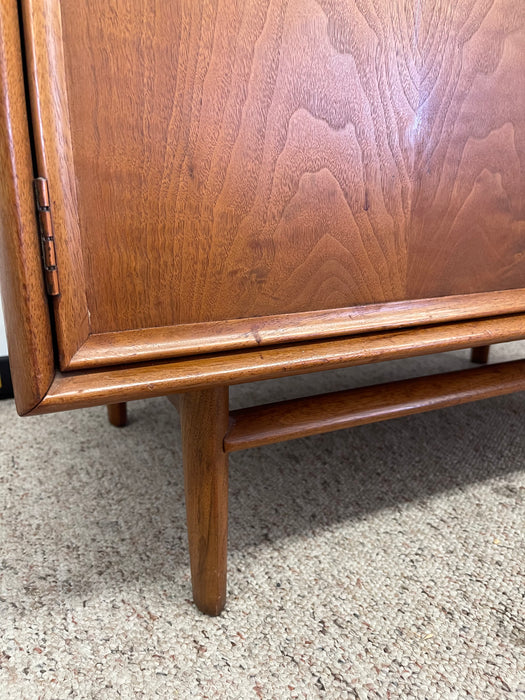 Vintage Mid-Century Modern Record Cabinet or Compact Credenza by Drexel Parallel, 1960s USA
