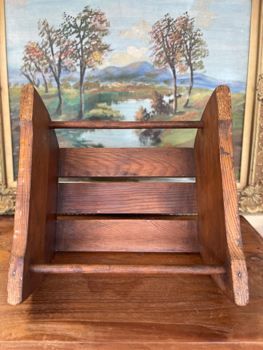 Rustic Vintage Handcrafted Oak Step Stool with Slatted Top and Curved Sides - Early 20th Century Wood Joinery